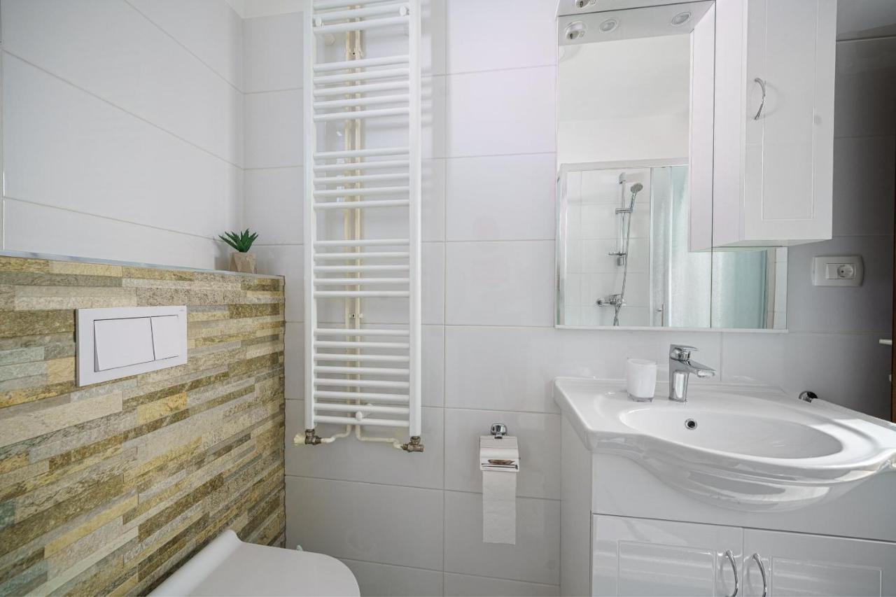 Apartment Bojic Vodice Exterior photo